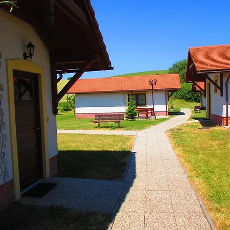 U Vinara Milana, Tatralandia * Liptowski Mikułasz